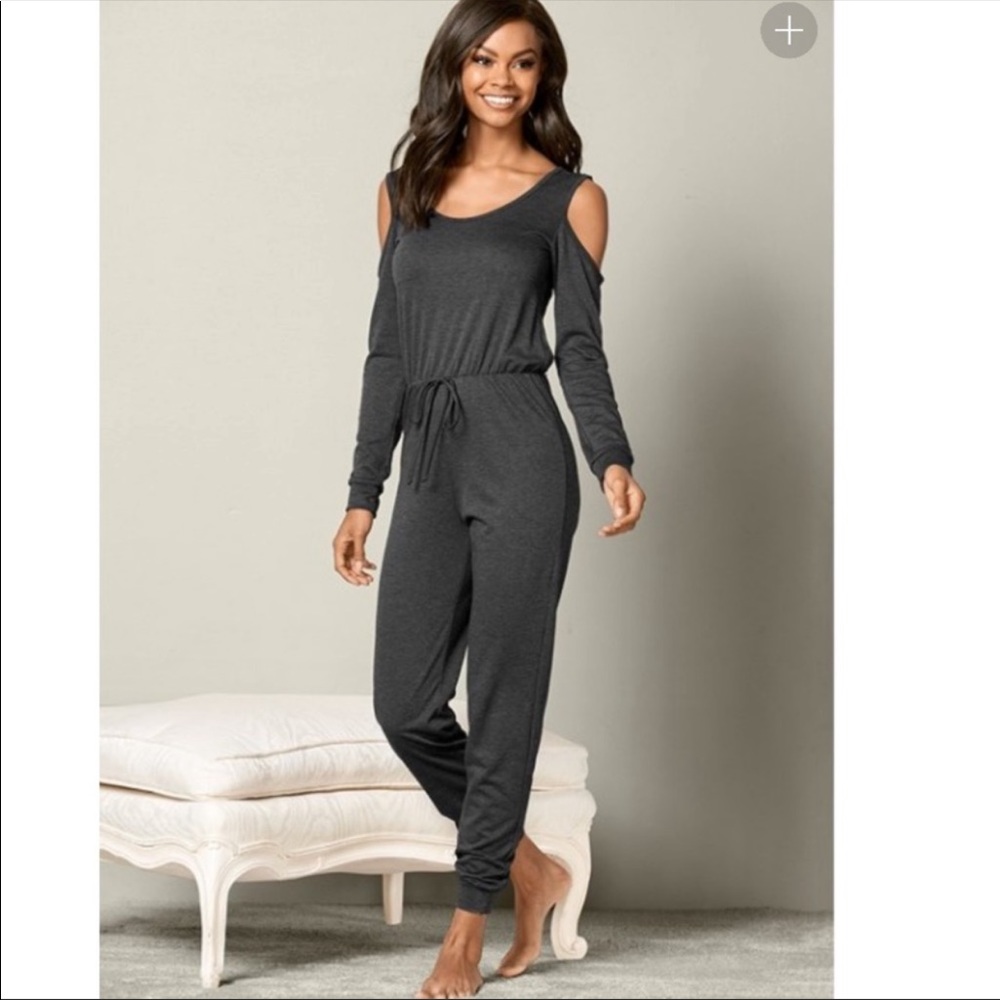 (NEW) Venus Gray Romper Jumpsuit
